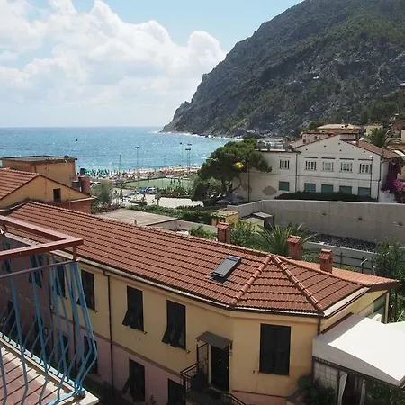 Endro's Gæstehus 3*